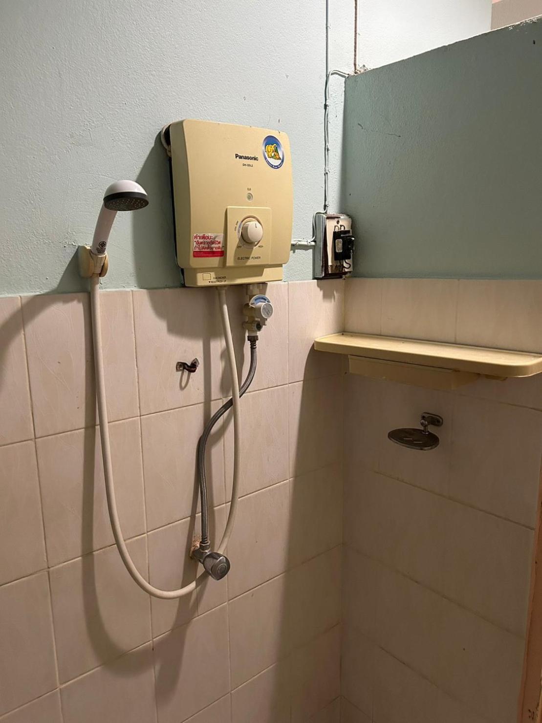 Thaitae Guesthouse Huahin Bagian luar foto