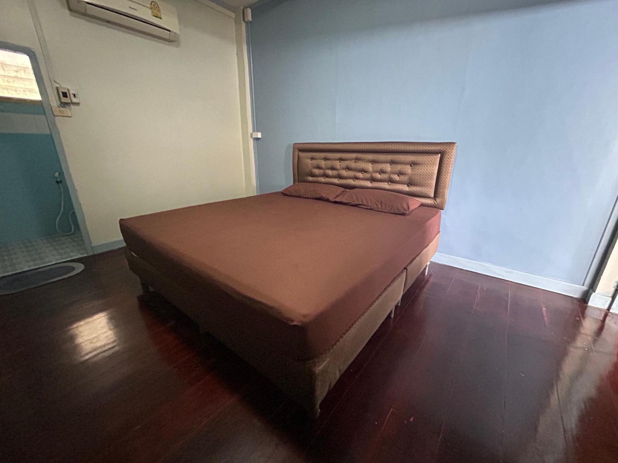 Thaitae Guesthouse Huahin Bagian luar foto