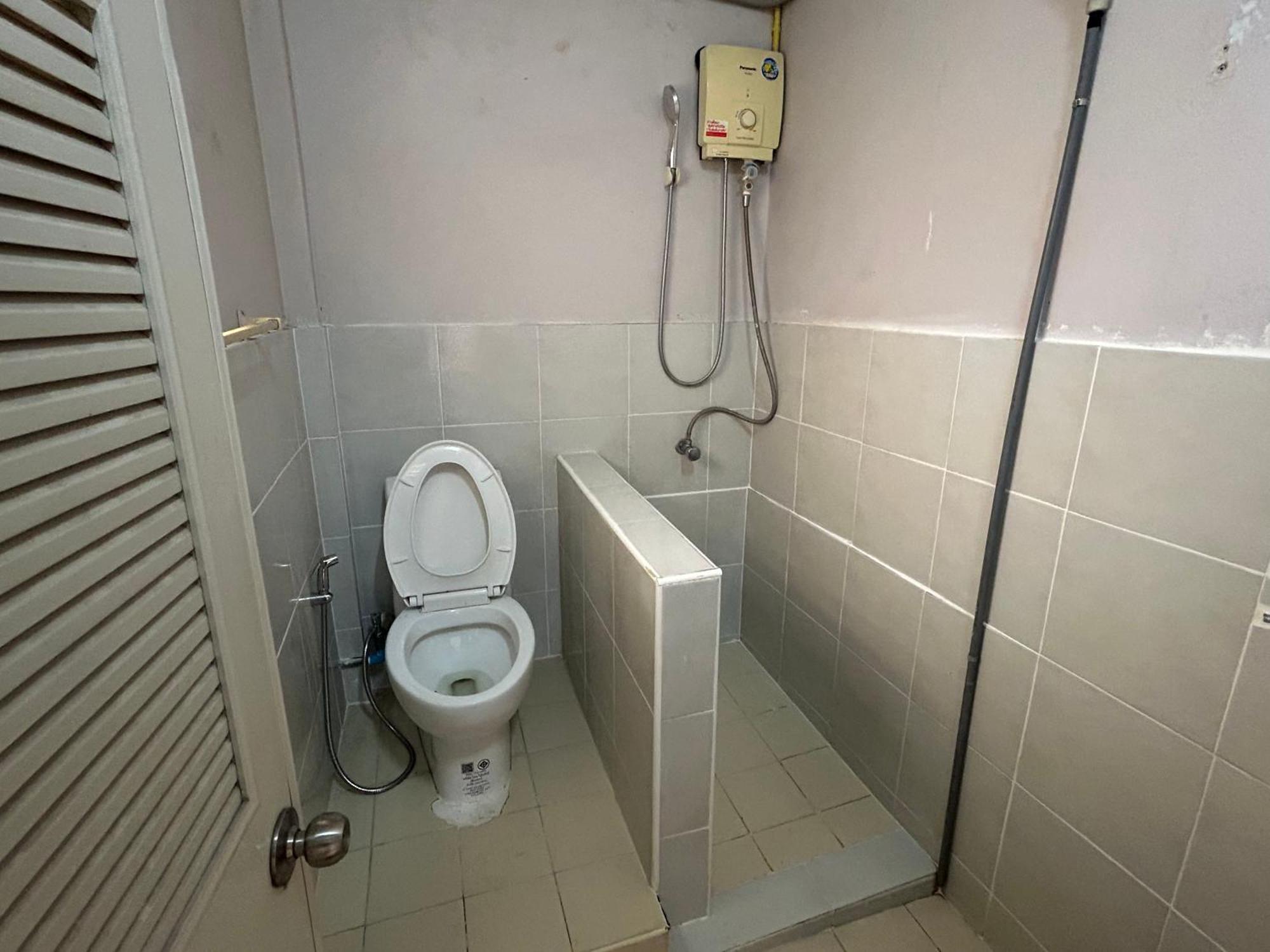 Thaitae Guesthouse Huahin Bagian luar foto
