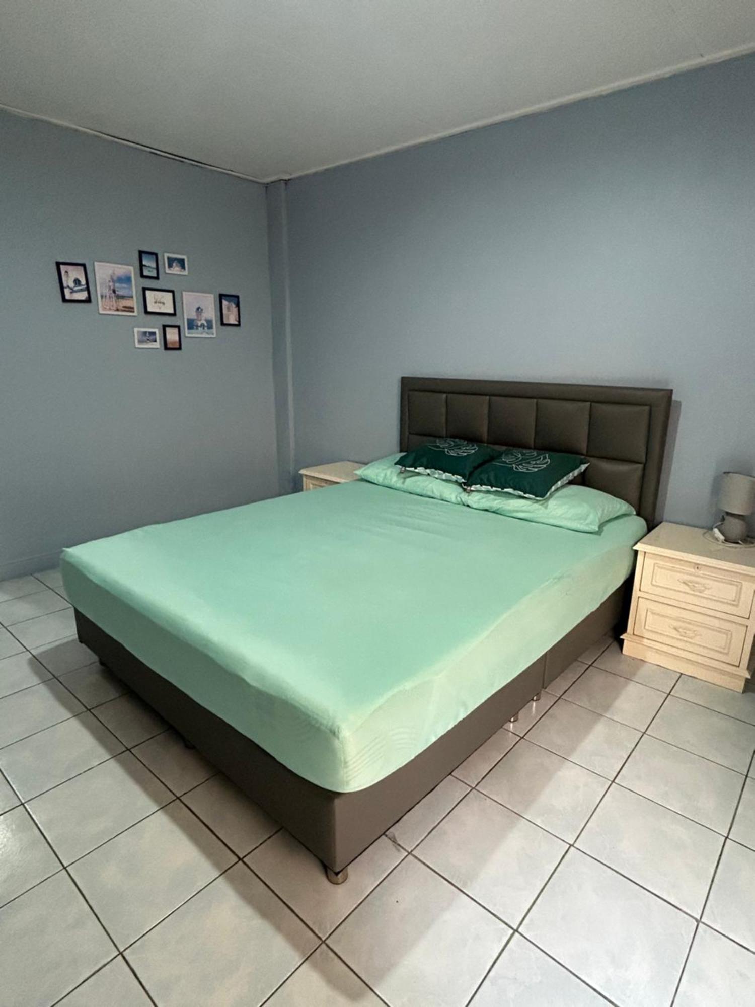 Thaitae Guesthouse Huahin Bagian luar foto