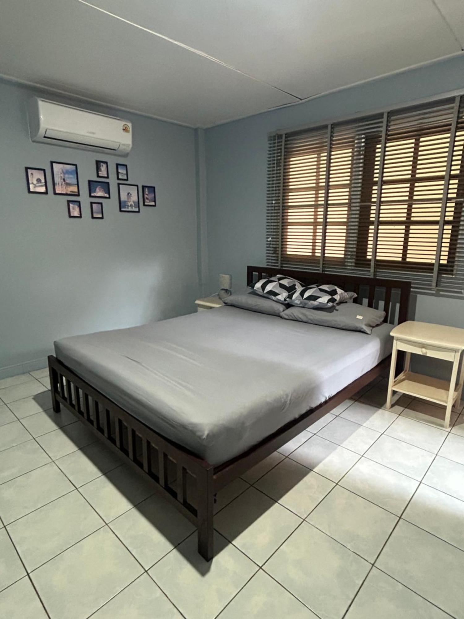 Thaitae Guesthouse Huahin Bagian luar foto